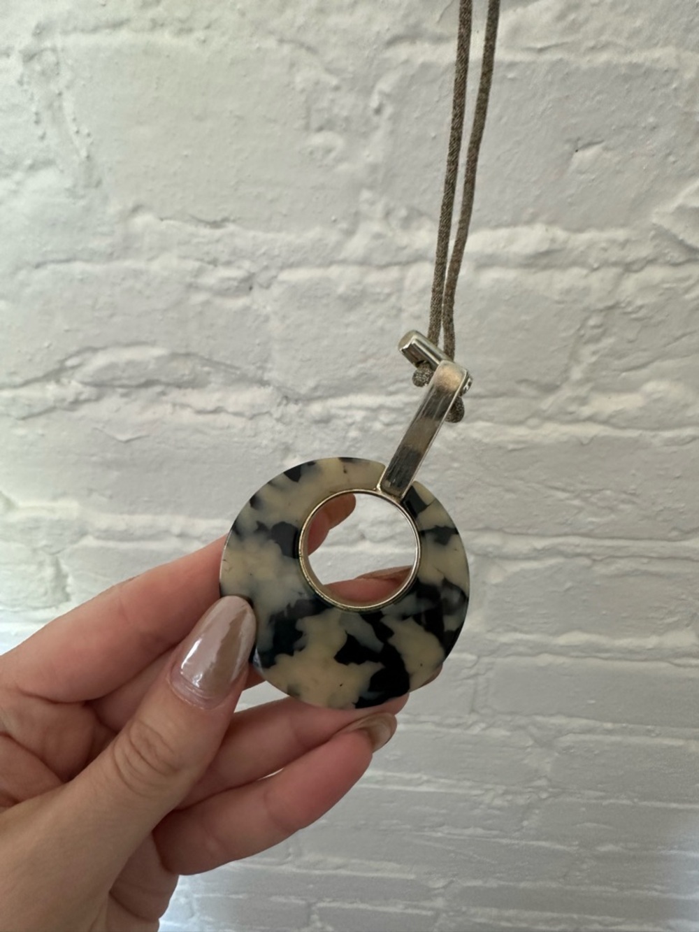 MaxMara • Tortoise Shell Pendant Necklace